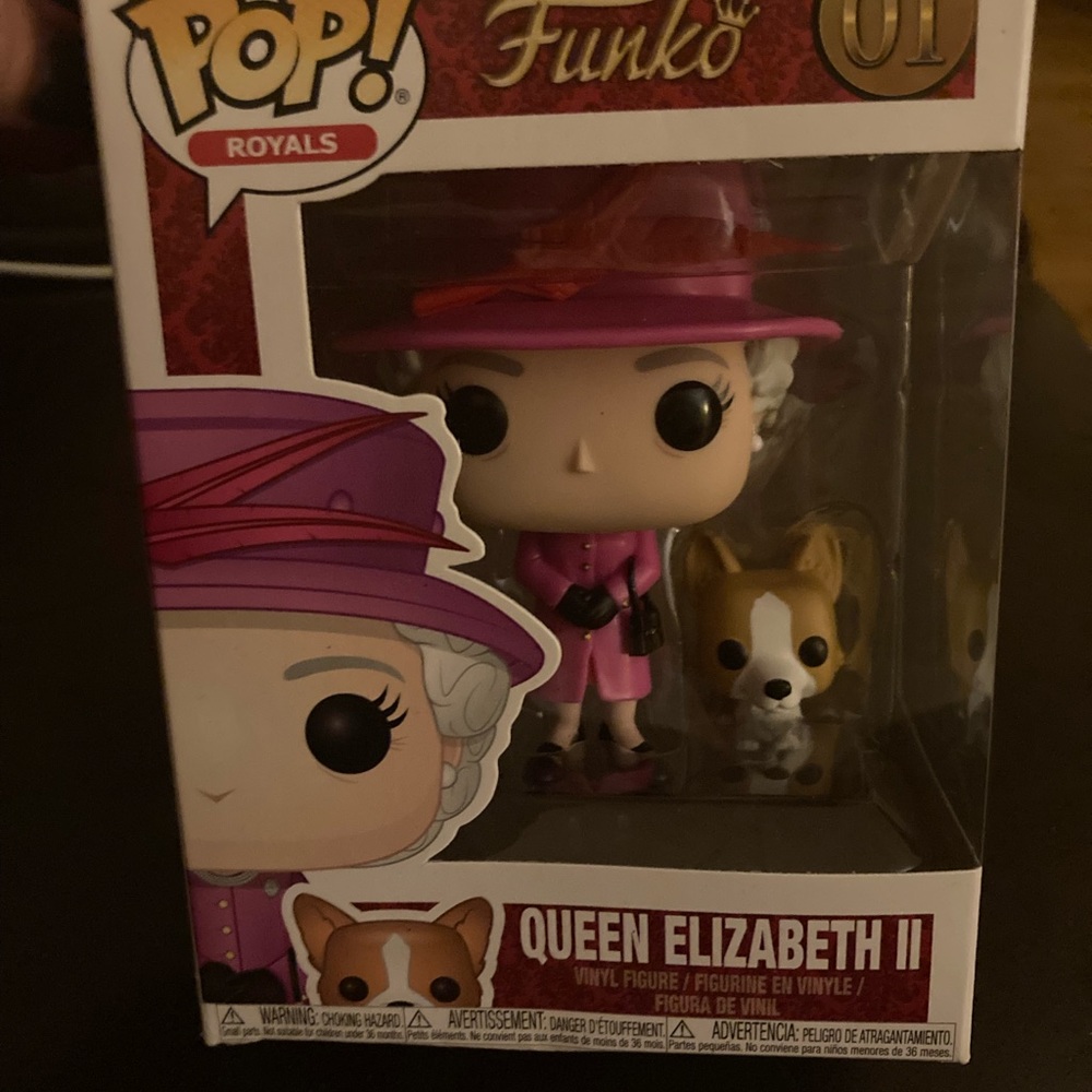 Funko Pop! 🇬🇧 Authentic QUEEN ELIZABETH II with Corgi
